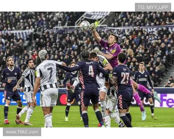 伯纳乌重建与竞技双重挑战前瞻 伯纳乌重建与竞技双重挑战前瞻